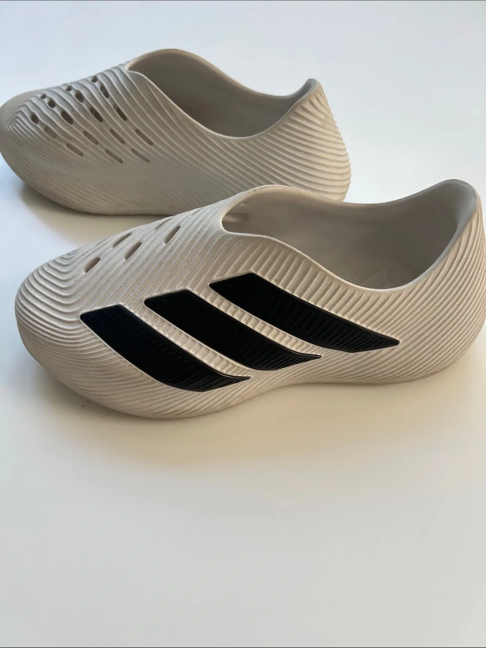 Adidas Boys Purechill Shoes size 3